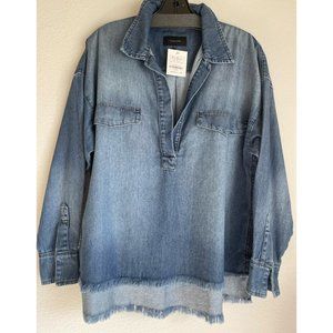 ROSACHA" MEDIUM WASHED DENIM POPOVER W/ FRAYED HEM